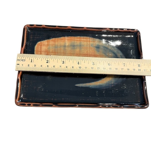 Set of Two Japanese Sushi Plates and Sauce Dishes Modern Design - Picture 4 of 9